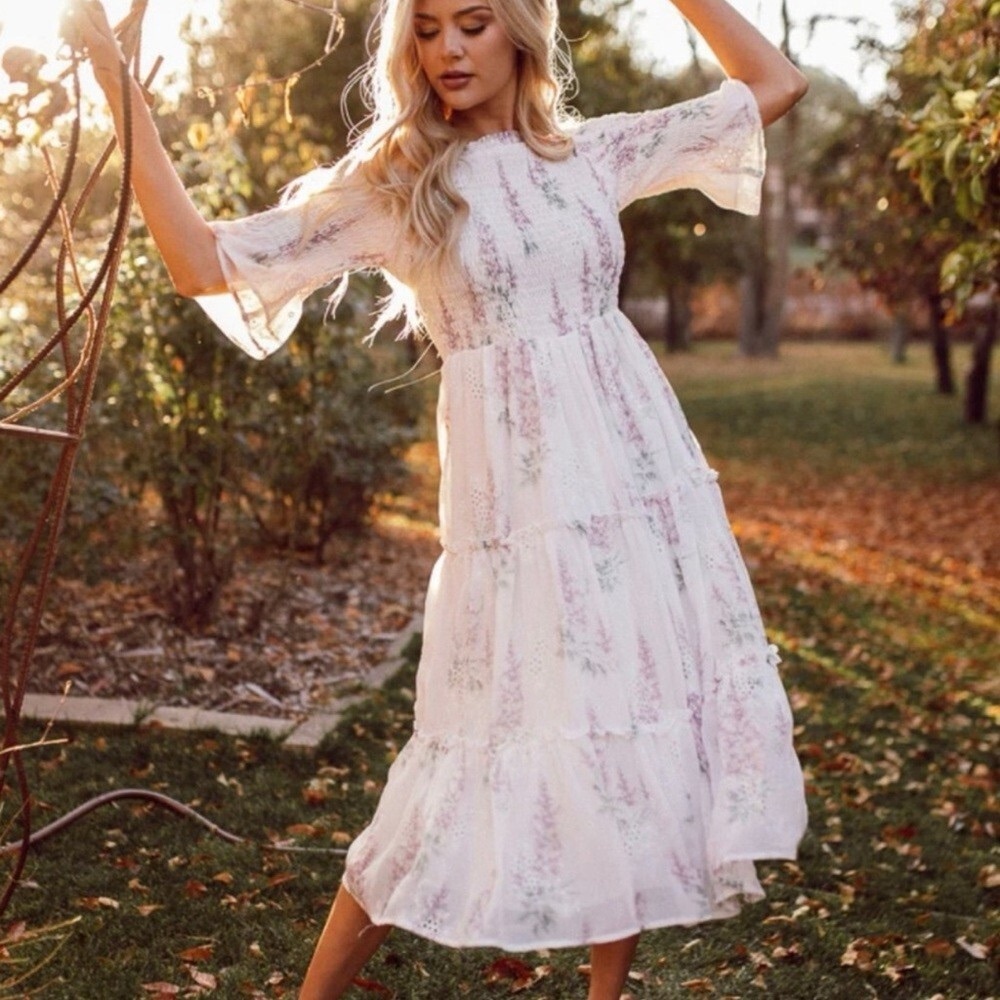 Jessakae Wondering Willoughby white lilac smocked M